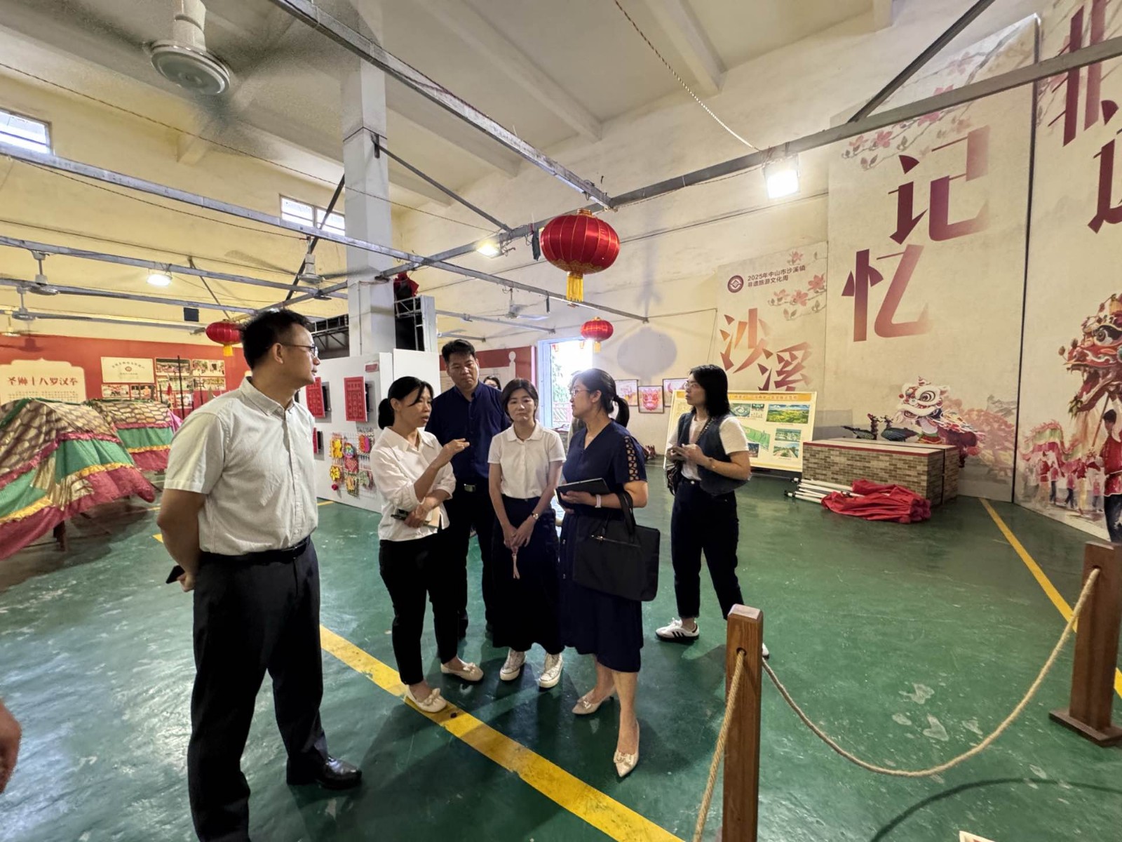 社科专家进基层  探索非遗转化新路径